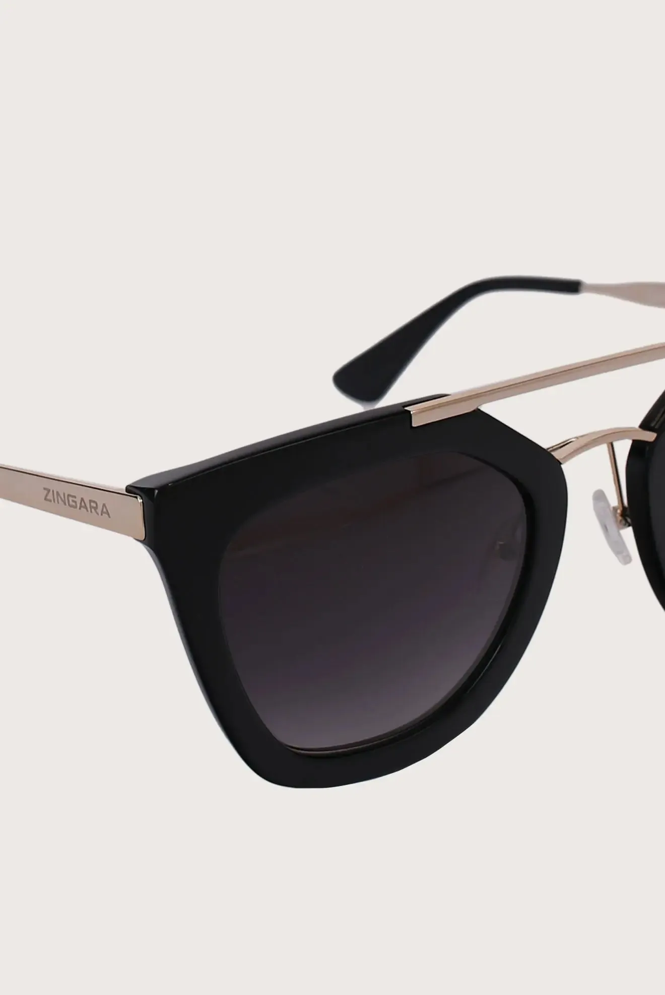 GAFAS DE SOL ATHENA NEGRO