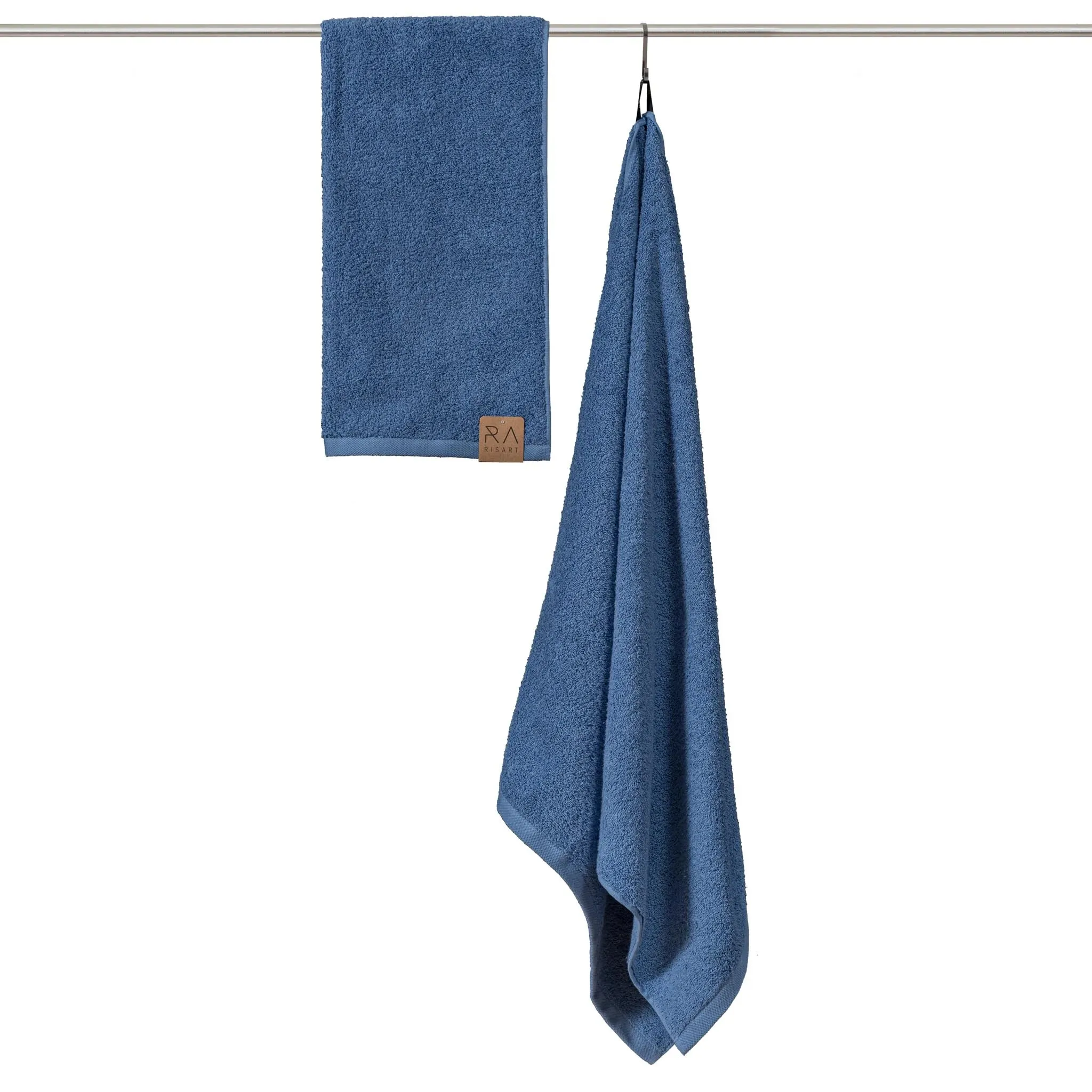 Toalla Basic, tamaño 90 x 150 cm.